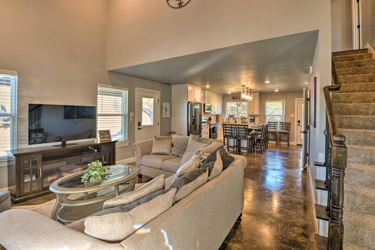 Granbury Home With Hot Tub And Furnished Patio! Esterno foto
