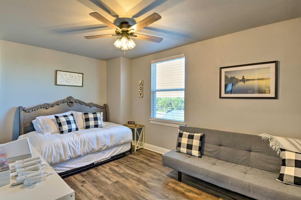 Granbury Home With Hot Tub And Furnished Patio! Esterno foto