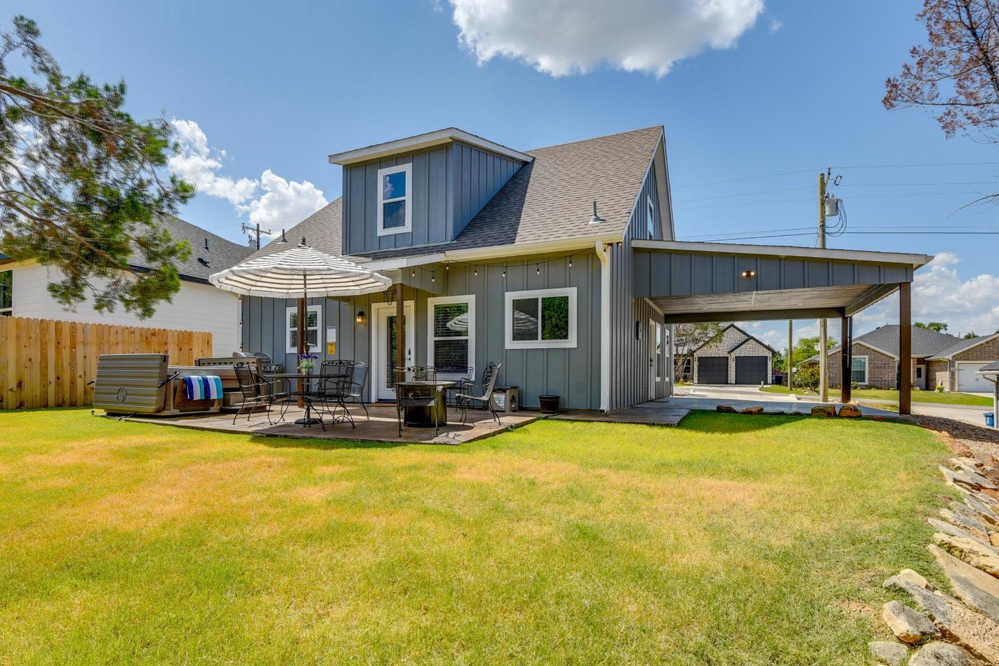 Granbury Home With Hot Tub And Furnished Patio! Esterno foto